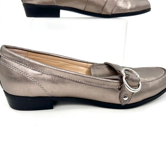 UNISA UNSHASTA2 METALLIC PEWTER LOAFERS W/ SILVER HARDWARE - 7.5 - Picture 11 of 11